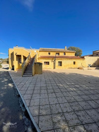 Image No.3-Casa de campo con 6 dormitorios en venta