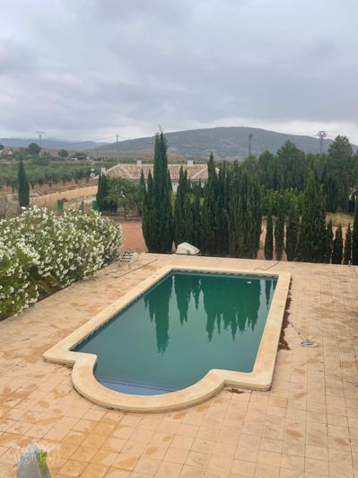 Image No.29-3 Bed Villa for sale