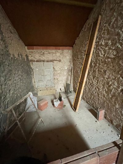Image No.3-2 Bed Townhouse for sale