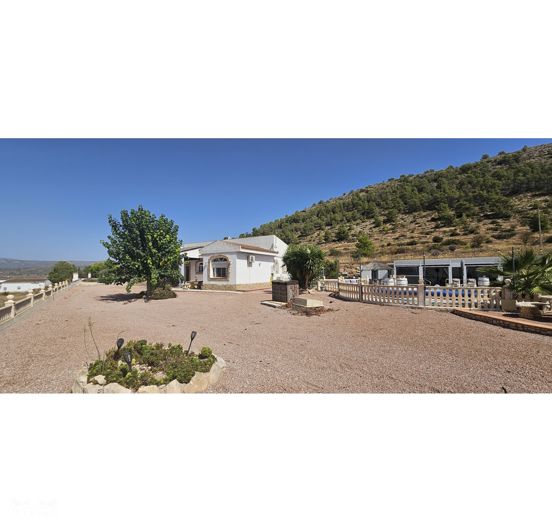 Image No.27-4 Bed Country House for sale