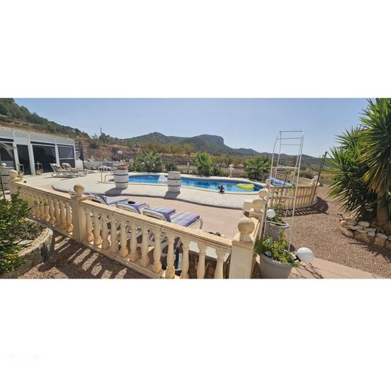 Image No.31-4 Bed Country House for sale