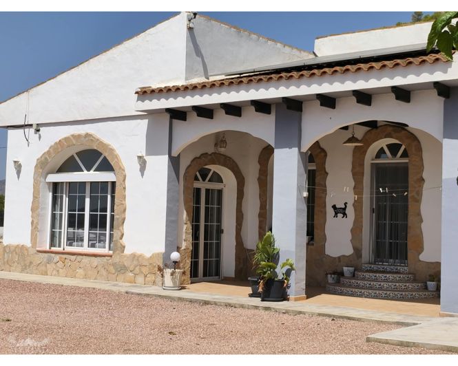 Image No.39-4 Bed Country House for sale