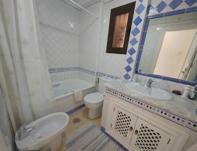 Image No.8-3 Bed Apartment for sale