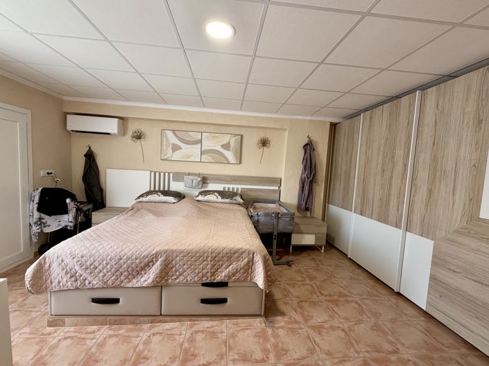 Image No.14-3 Bed Villa for sale