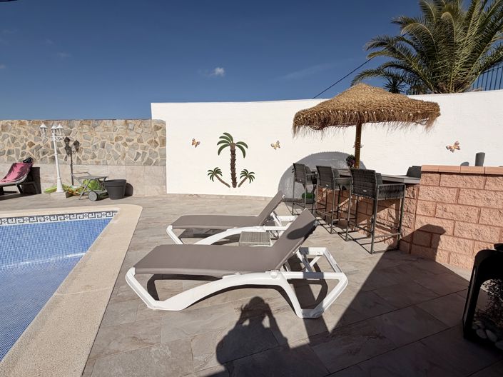 Image No.40-3 Bed Villa for sale