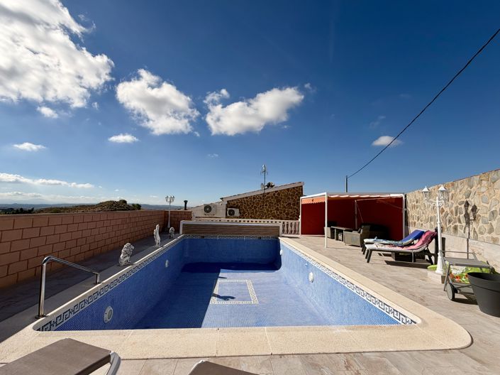 Image No.42-3 Bed Villa for sale