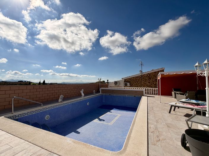 Image No.43-3 Bed Villa for sale