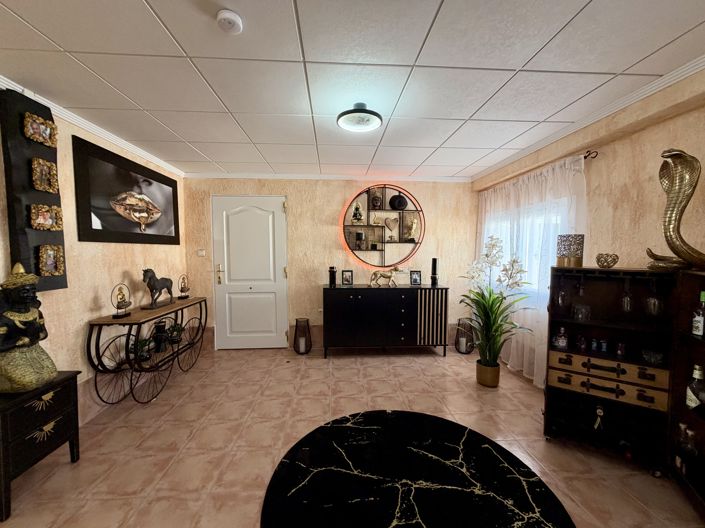 Image No.8-3 Bed Villa for sale