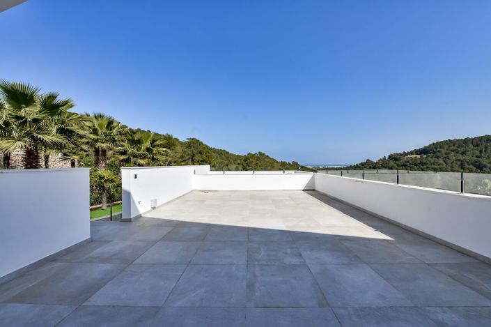 Image No.8-3 Bed Villa for sale