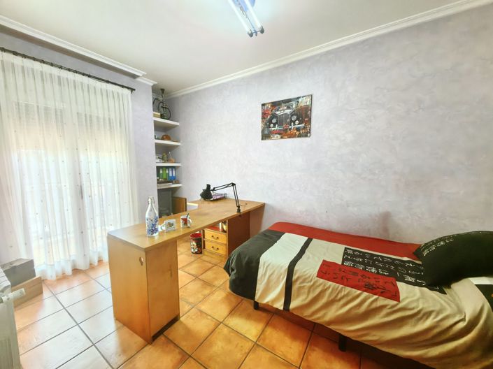 Image No.20-4 Bed Duplex for sale