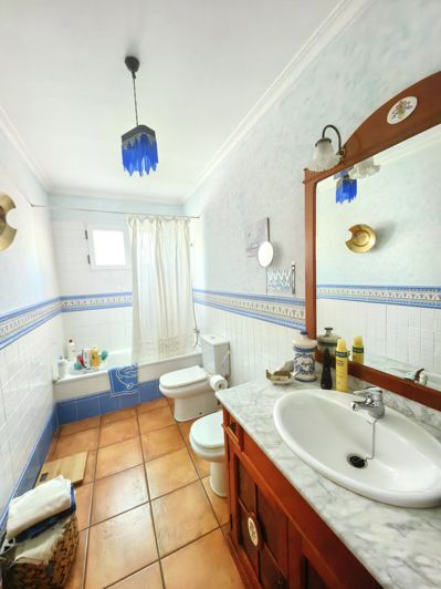 Image No.21-4 Bed Duplex for sale