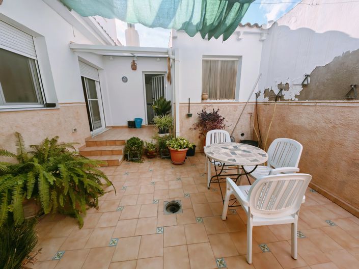Image No.28-4 Bed Duplex for sale