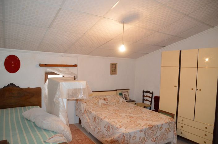 Image No.11-4 Bed Townhouse for sale