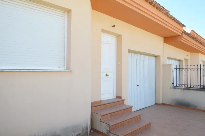 Image No.2-4 Bed Apartment for sale