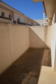 404795854