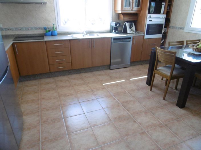 Image No.10-4 Bed Villa for sale