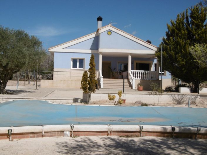 Image No.2-Villa de 4 chambres à vendre