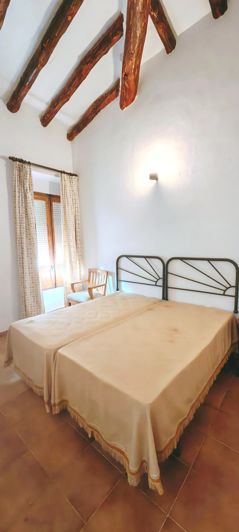 Image No.22-5 Bed Country House for sale