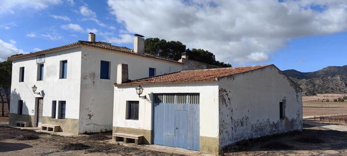 Image No.30-5 Bed Country House for sale