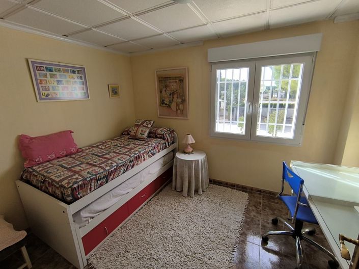 Image No.18-7 Bed Country House for sale