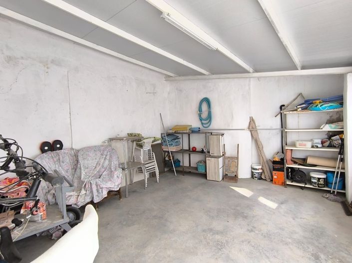 Image No.33-7 Bed Country House for sale