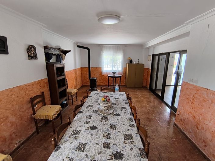 Image No.4-7 Bed Country House for sale