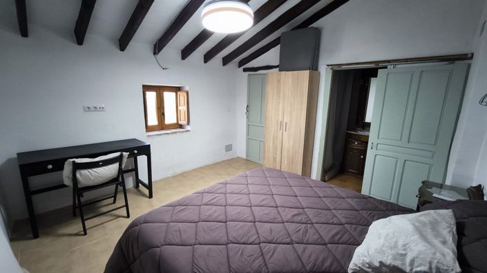 Image No.17-5 Bed Country House for sale