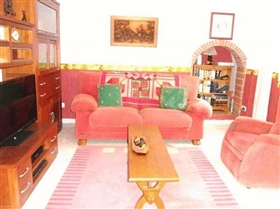 Image No.5-Maison de 4 chambres à vendre à Iznájar