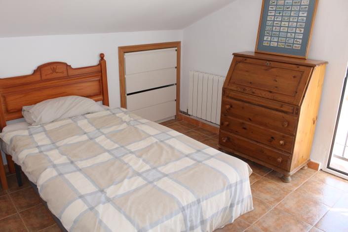 Image No.22-4 Bed Country Property for sale