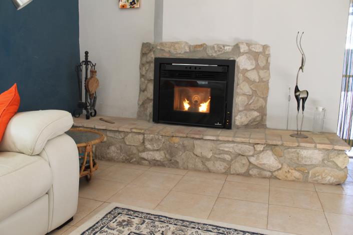 Image No.9-4 Bed Country Property for sale