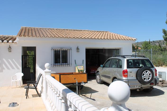 Image No.26-4 Bed Country Property for sale