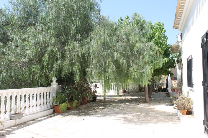 Image No.37-4 Bed Country Property for sale