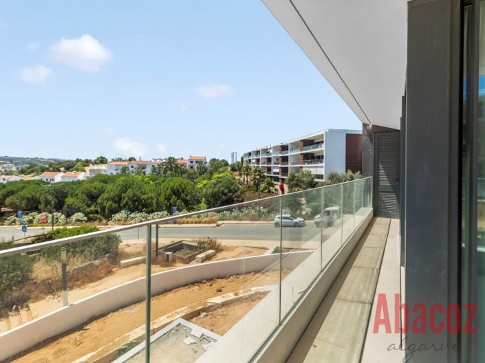 Image No.18-3 Bed Apartment for sale