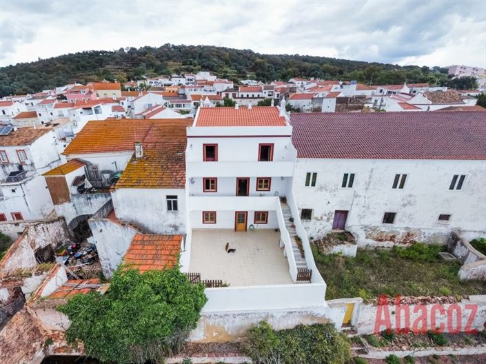 Image No.29-4 Bed Townhouse for sale