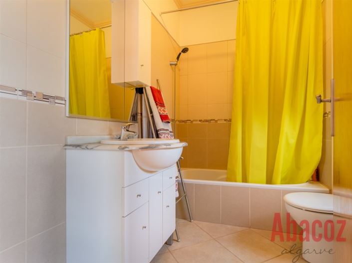 Image No.22-4 Bed Townhouse for sale