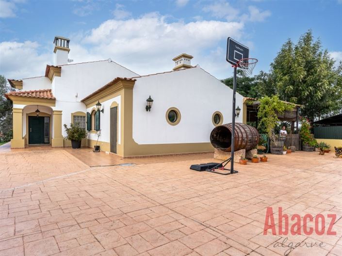 Image No.28-4 Bed Villa for sale