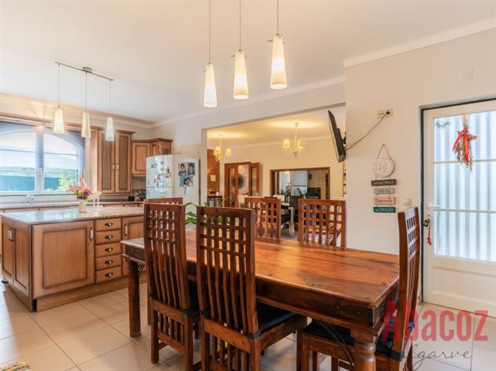 Image No.10-4 Bed Villa for sale