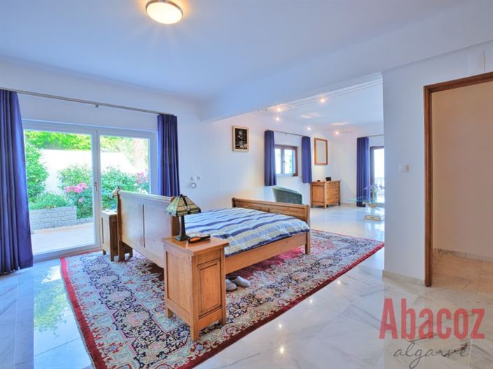 Image No.7-5 Bed Villa for sale