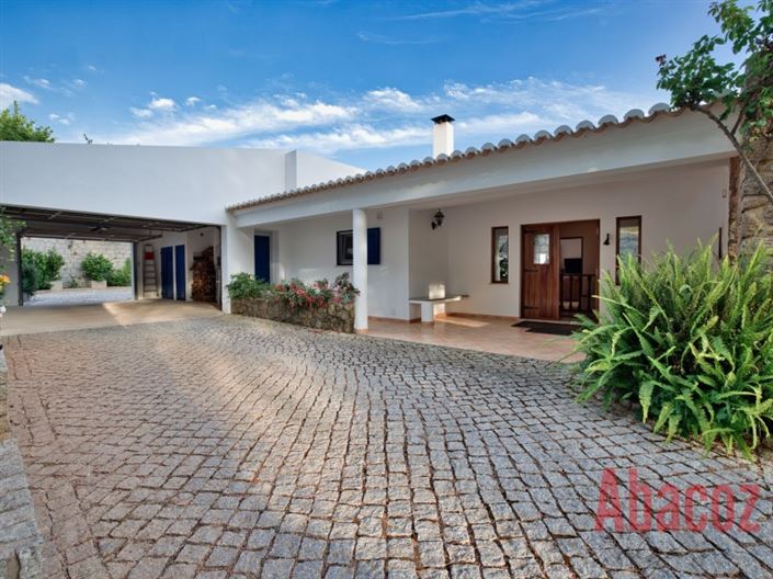 Image No.9-5 Bed Villa for sale