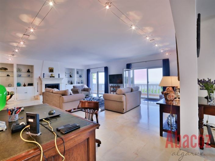 Image No.12-5 Bed Villa for sale