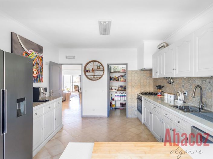 Image No.12-3 Bed House for sale