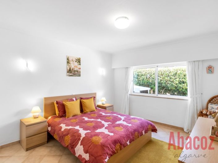 Image No.15-3 Bed House for sale