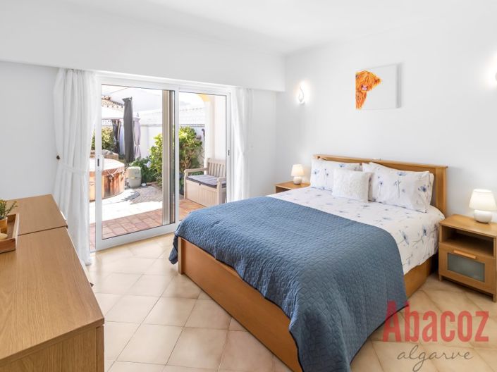 Image No.16-3 Bed House for sale