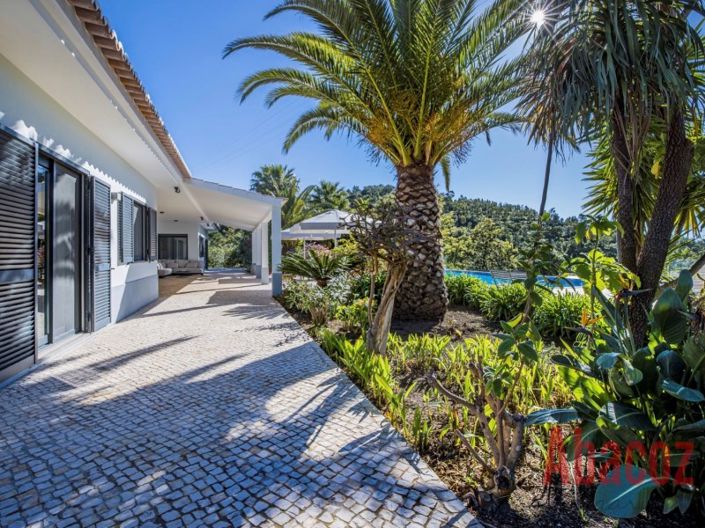 Image No.25-6 Bed Villa for sale