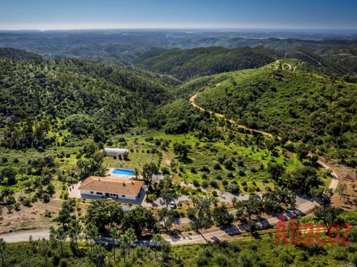 Image No.10-6 Bed Villa for sale