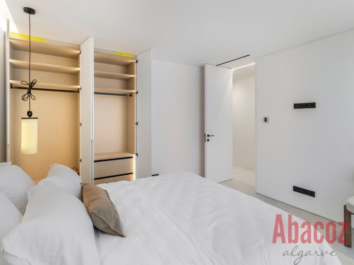 Image No.16-3 Bed Apartment for sale