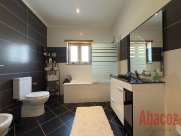 idbfb3b201-0000-0500-0000-000017641b44