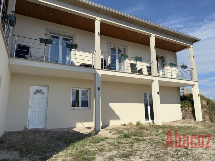 Image No.28-3 Bed Villa for sale