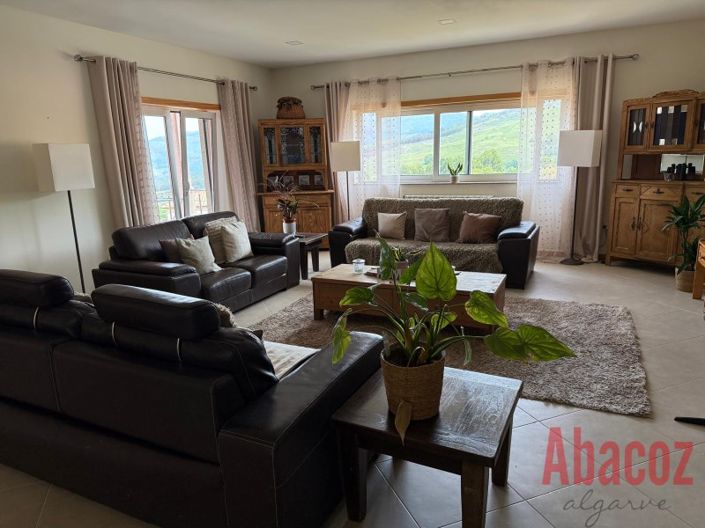 Image No.5-3 Bed Villa for sale