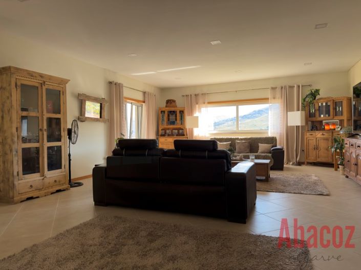 Image No.6-3 Bed Villa for sale